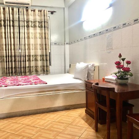 Khach San Hong Ha 2 Hotell Ho Chi Minh-staden Exteriör bild