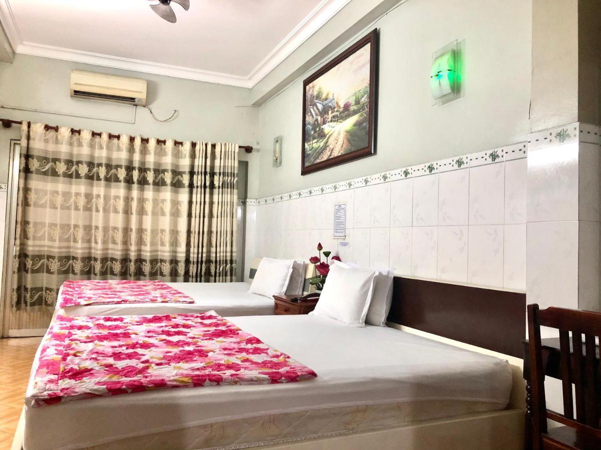 Khach San Hong Ha 2 Hotell Ho Chi Minh-staden Exteriör bild